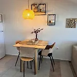 Апартаменты Cozy 1 Bedroom Next To The Gondola *