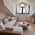 Апартаменты Cozy 1 Bedroom Next To The Gondola