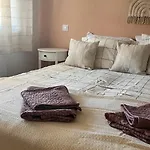Cozy 1 Bedroom Next To The Gondola Апартаменты