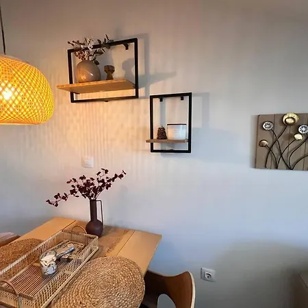 Cozy 1 Bedroom Next To The Gondola