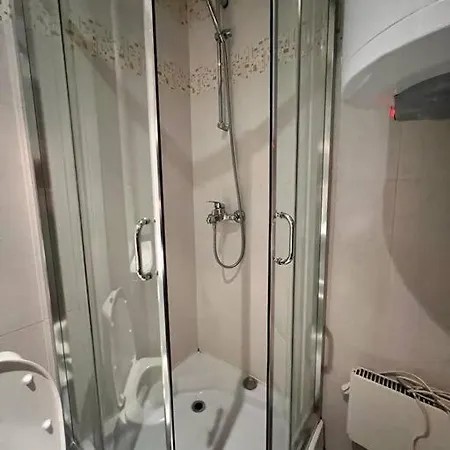 Cozy 1 Bedroom Next To The Gondola Apartmán