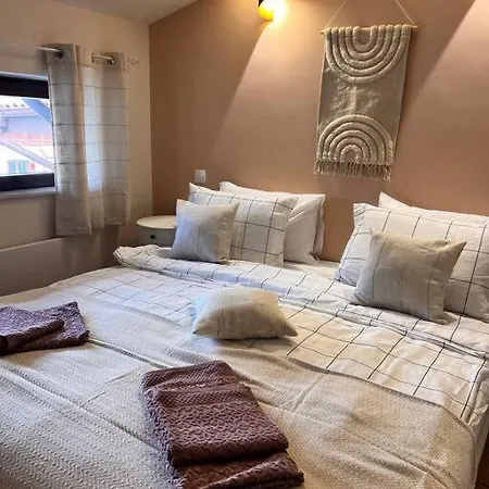 Cozy 1 Bedroom Next To The Gondola *